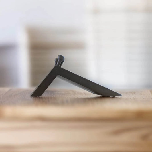 Neck One produktbild – stilren och ergonomisk design för lindring av migrän och nacksmärta